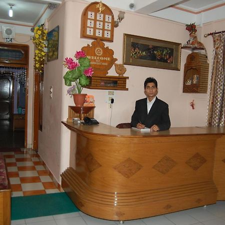 Hotel Ashish Inn Kandaghat ภายนอก รูปภาพ