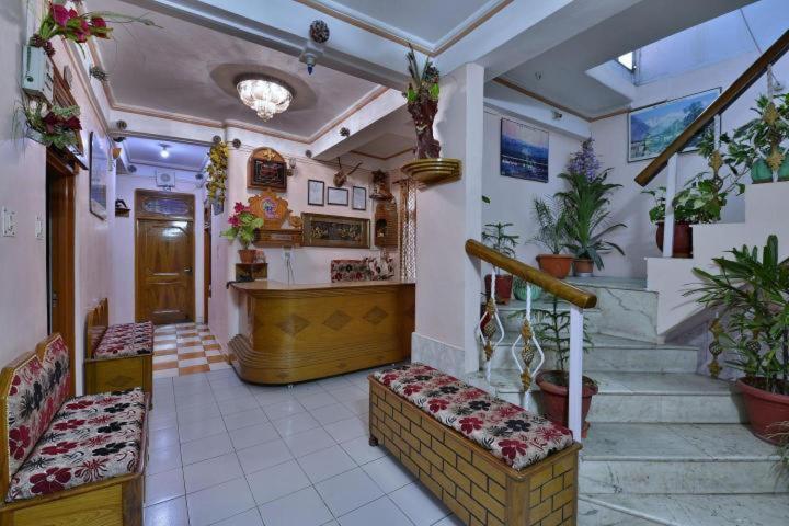 Hotel Ashish Inn Kandaghat ภายนอก รูปภาพ