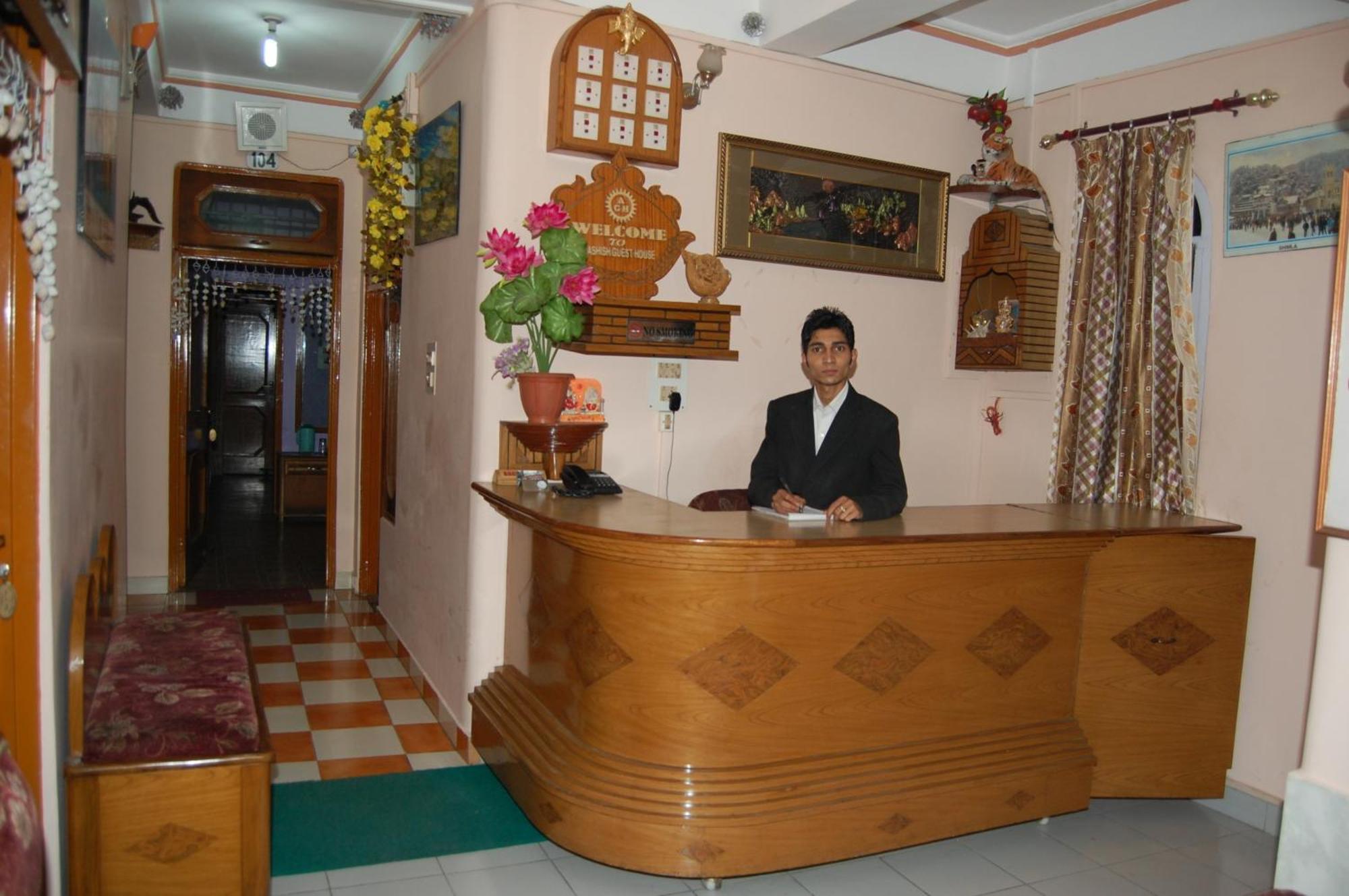 Hotel Ashish Inn Kandaghat ภายนอก รูปภาพ