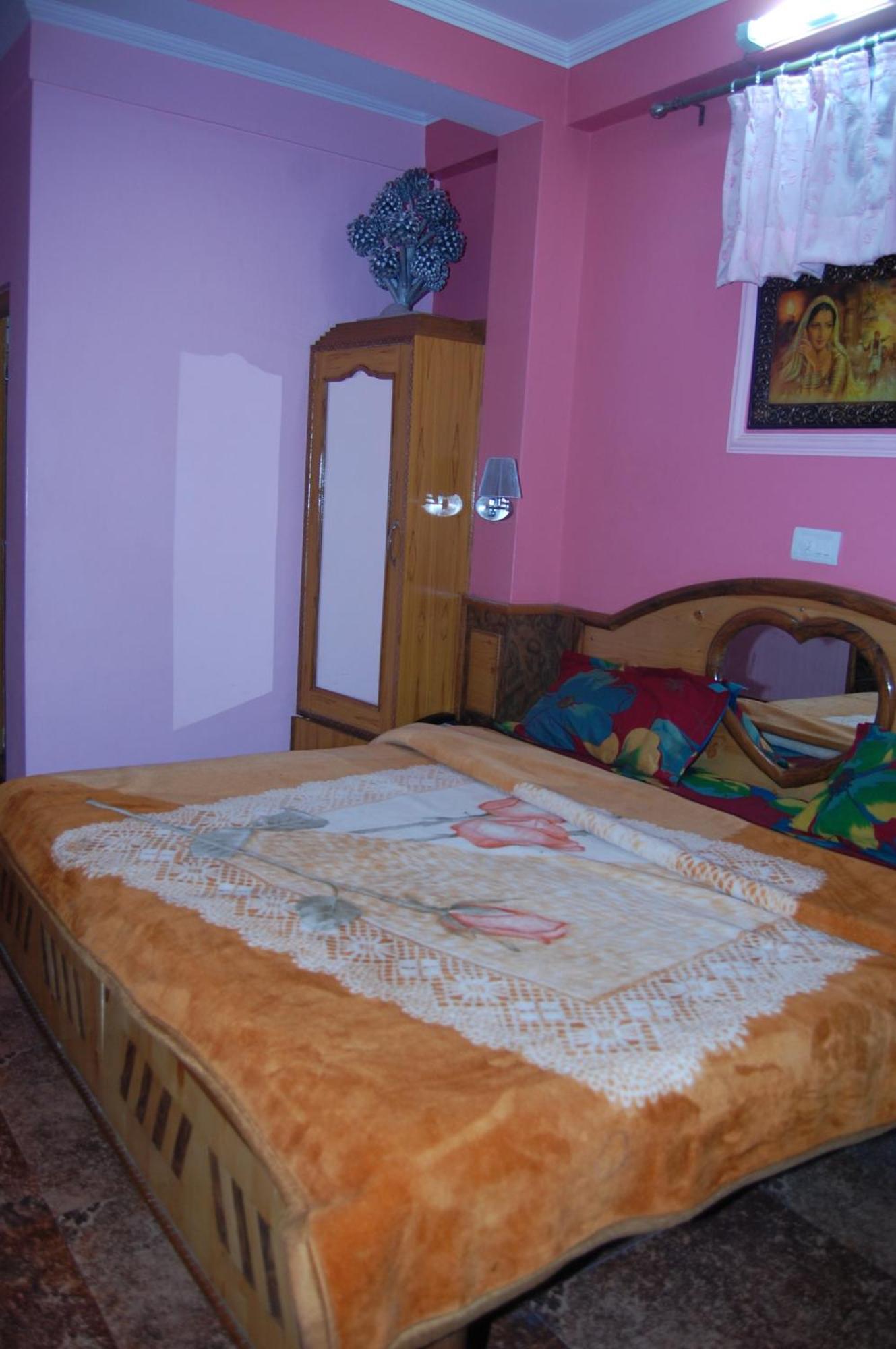 Hotel Ashish Inn Kandaghat ภายนอก รูปภาพ