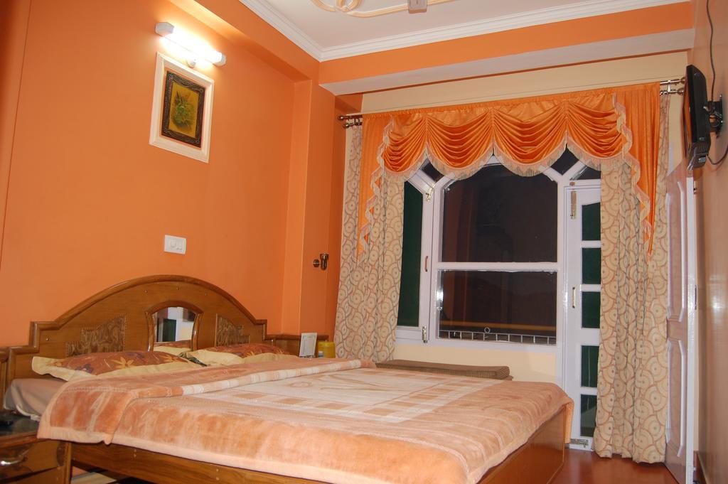 Hotel Ashish Inn Kandaghat ห้อง รูปภาพ